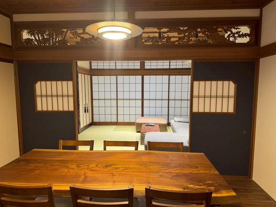 カーブド神通 Apartment in Japan