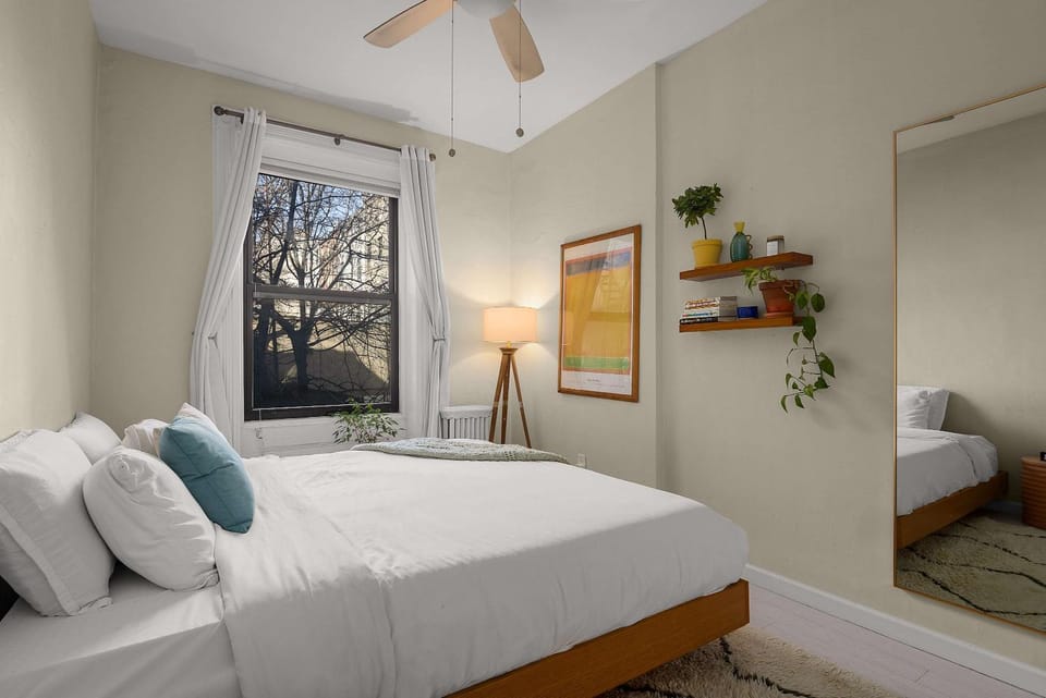 Clinton Duplex by StayHaus 2BR with Private Yard Apartment in Brooklyn Heights