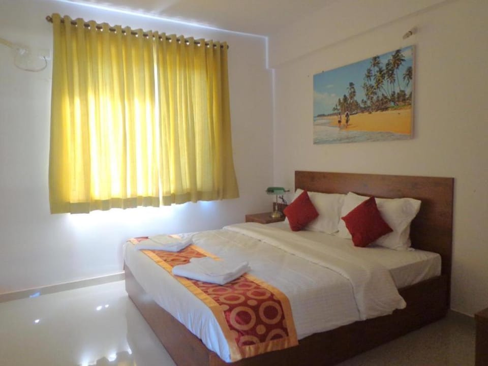 Tranquil 1BHK Flat Patnem Beach Park with pool Apartment in Canacona