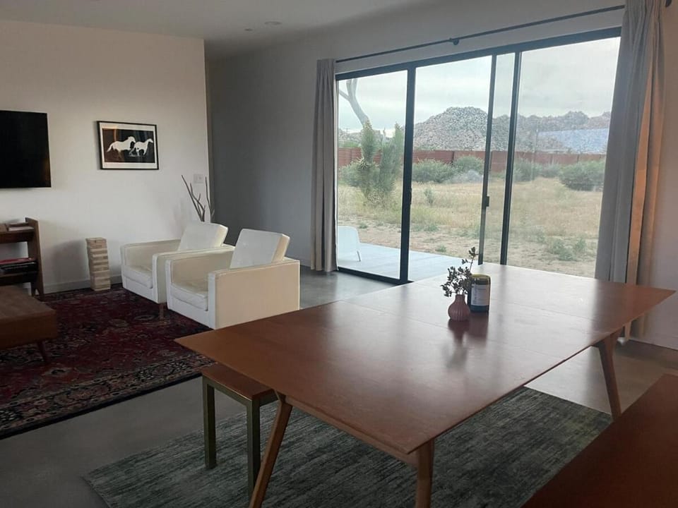 The Desert LARK House in Pioneertown