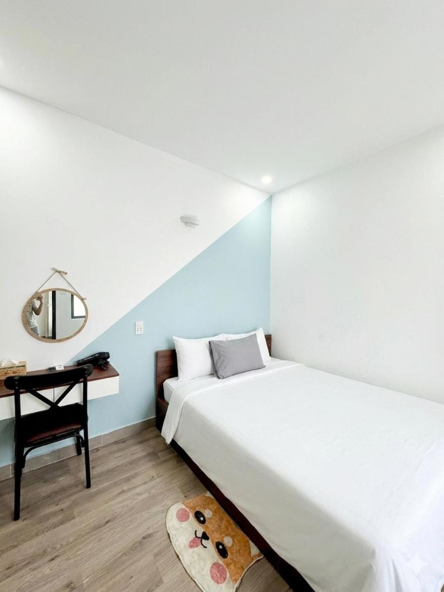 Bed, Photo of the whole room, Bedroom, hair dresser
