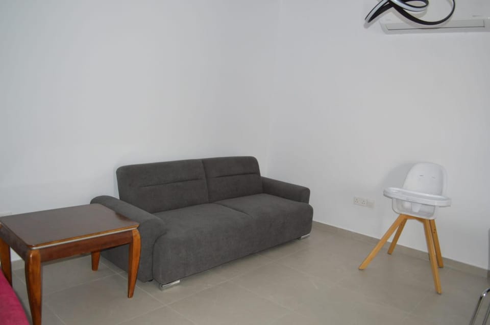 Rodia Ground Floor 2-BR Garden Apt Apartment in Paphos