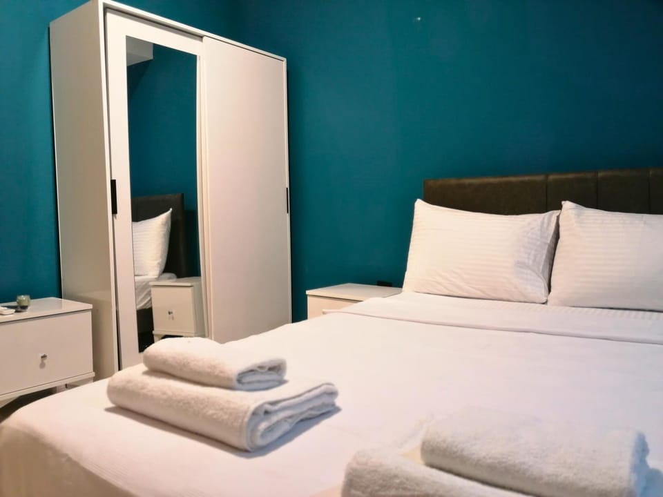 Bed, Photo of the whole room, Bedroom, towels, wardrobe