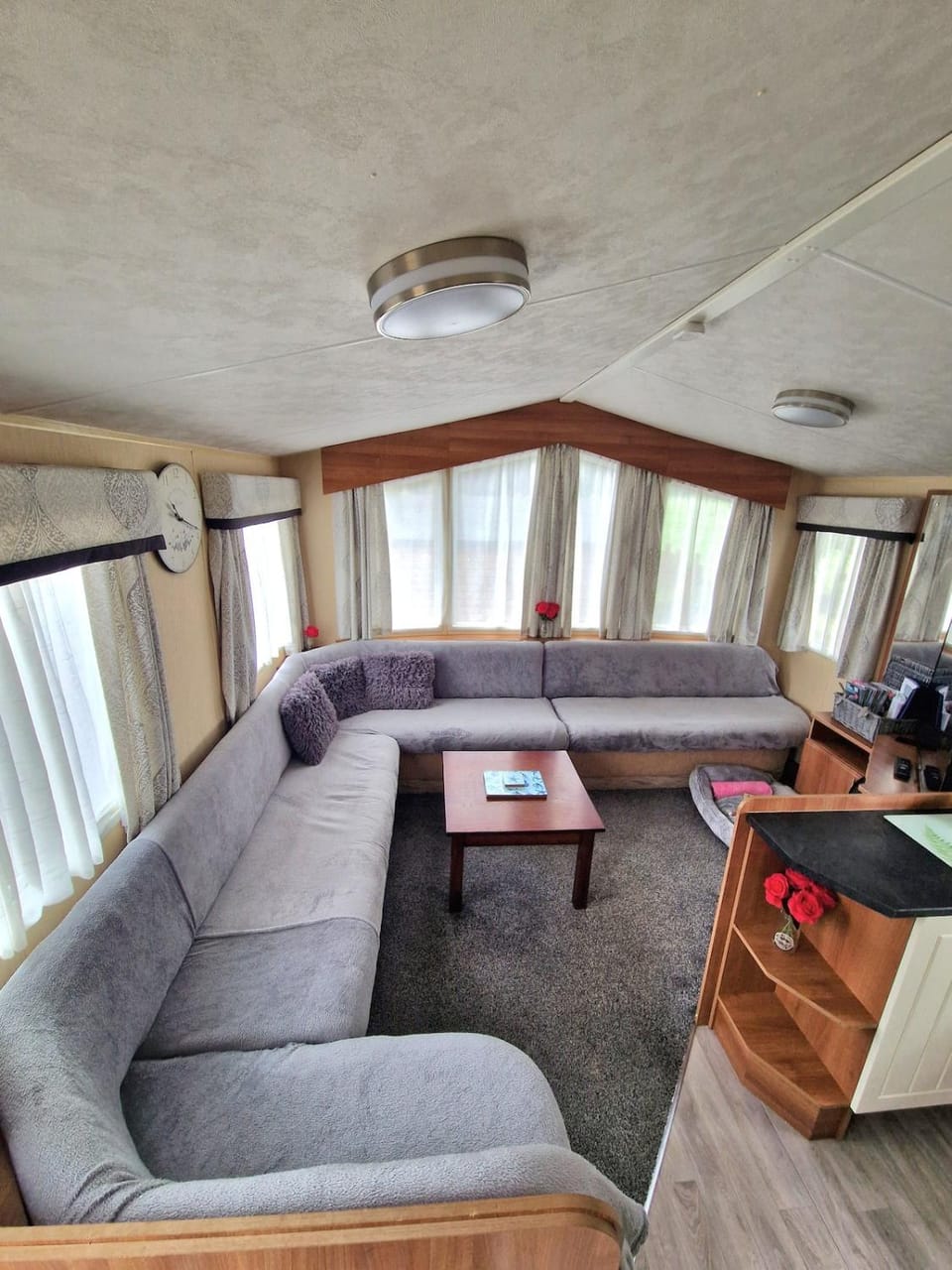 Ivy Retreat, Dog Friendly Static Caravan House in North Walsham