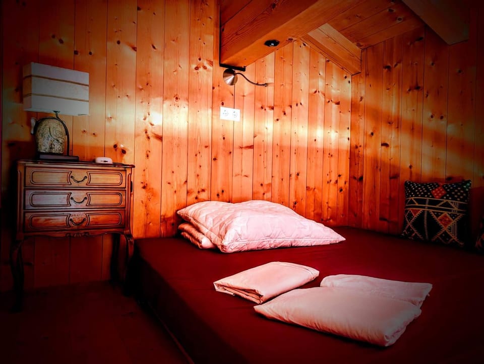 Charming Guest Room in Idyllic Ebbs, Austria Bed and Breakfast in Salzburgerland
