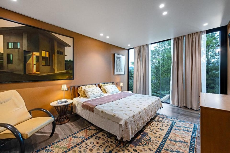 Villa Mewah Daya Tampung Banyak dengan Pemandangan Golf Course di Sentul Bogor Apartment in West Java