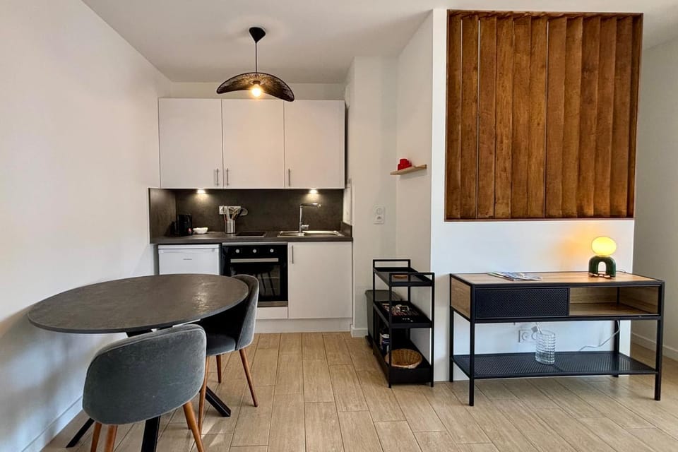 Schiltigheim 6th Floor Studio with Terrace Apartment in Strasbourg
