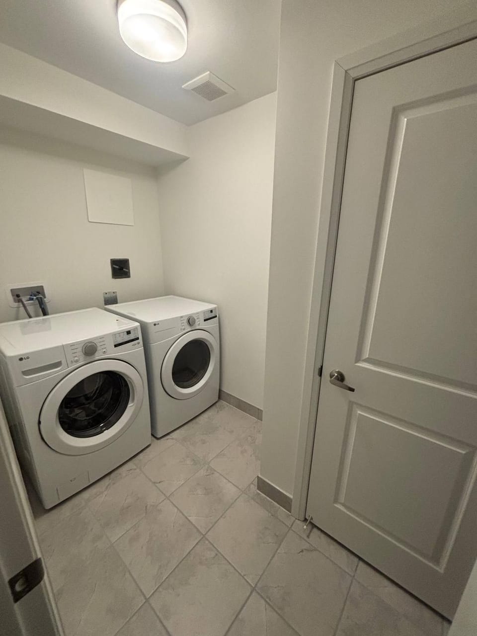 laundry, washing machine