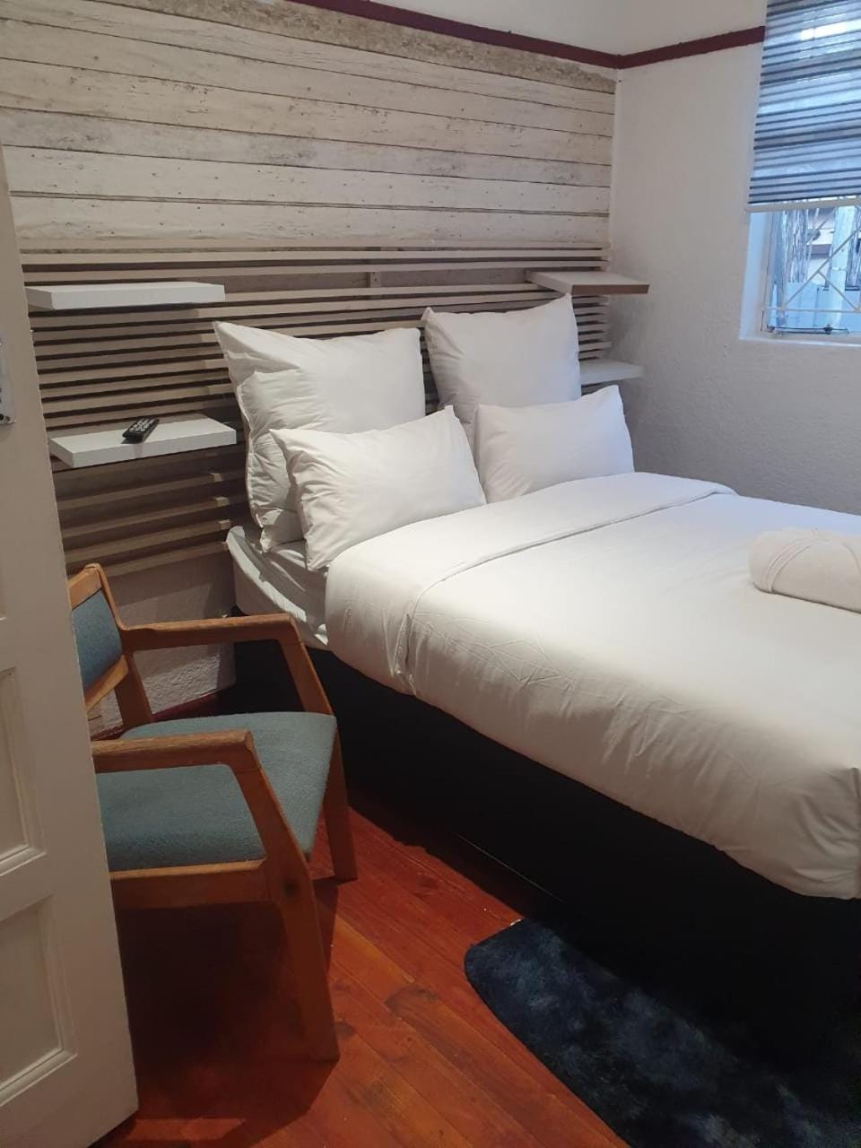 Ludiz Self Catering Guest House Bed and Breakfast in Cape Town