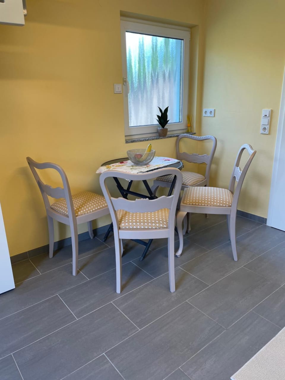 Lieblingsplatz im Grünen - 1 Schlafzimmer Apartment in Trier-Saarburg