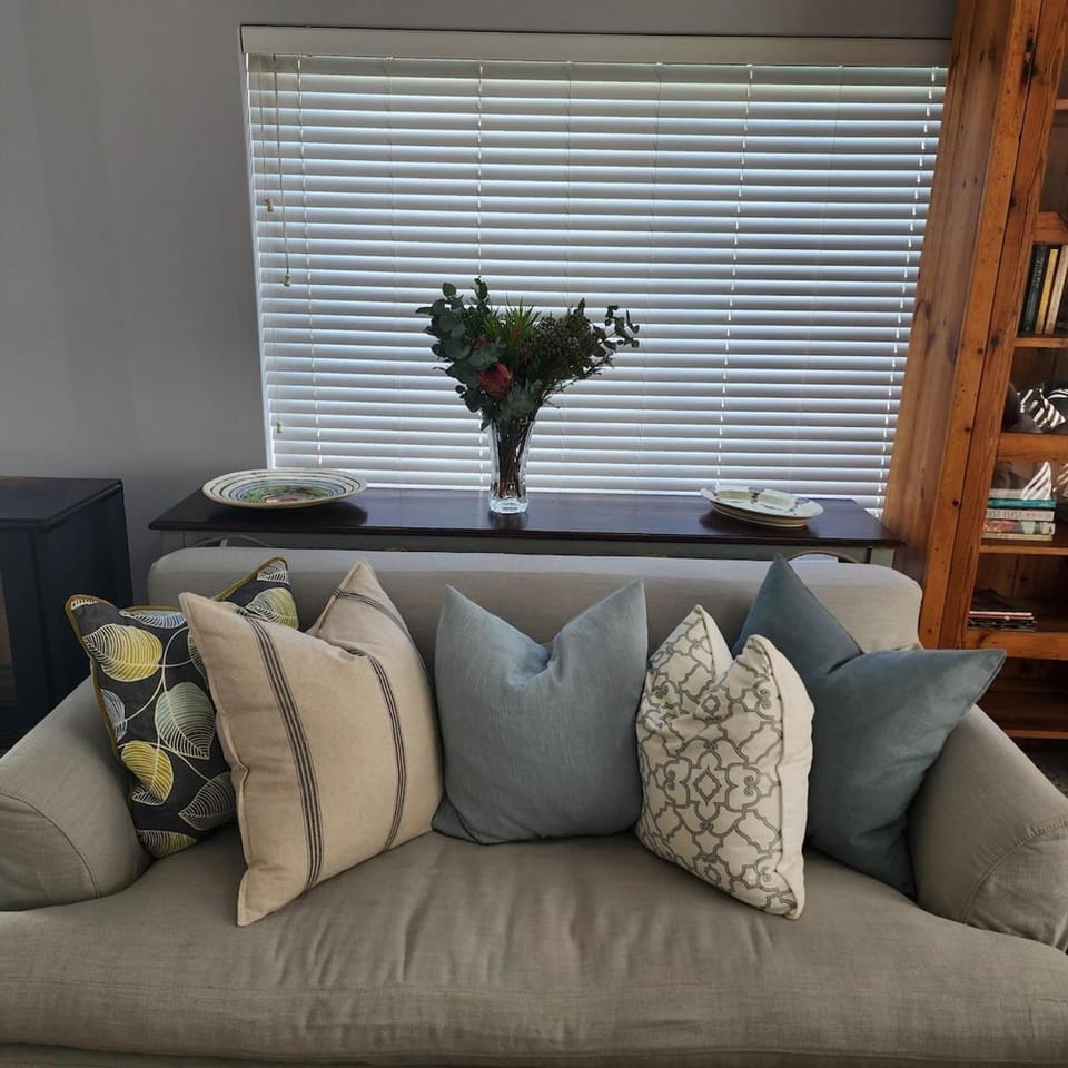 Family home offers privacy, security and mooring! House in Eastern Cape