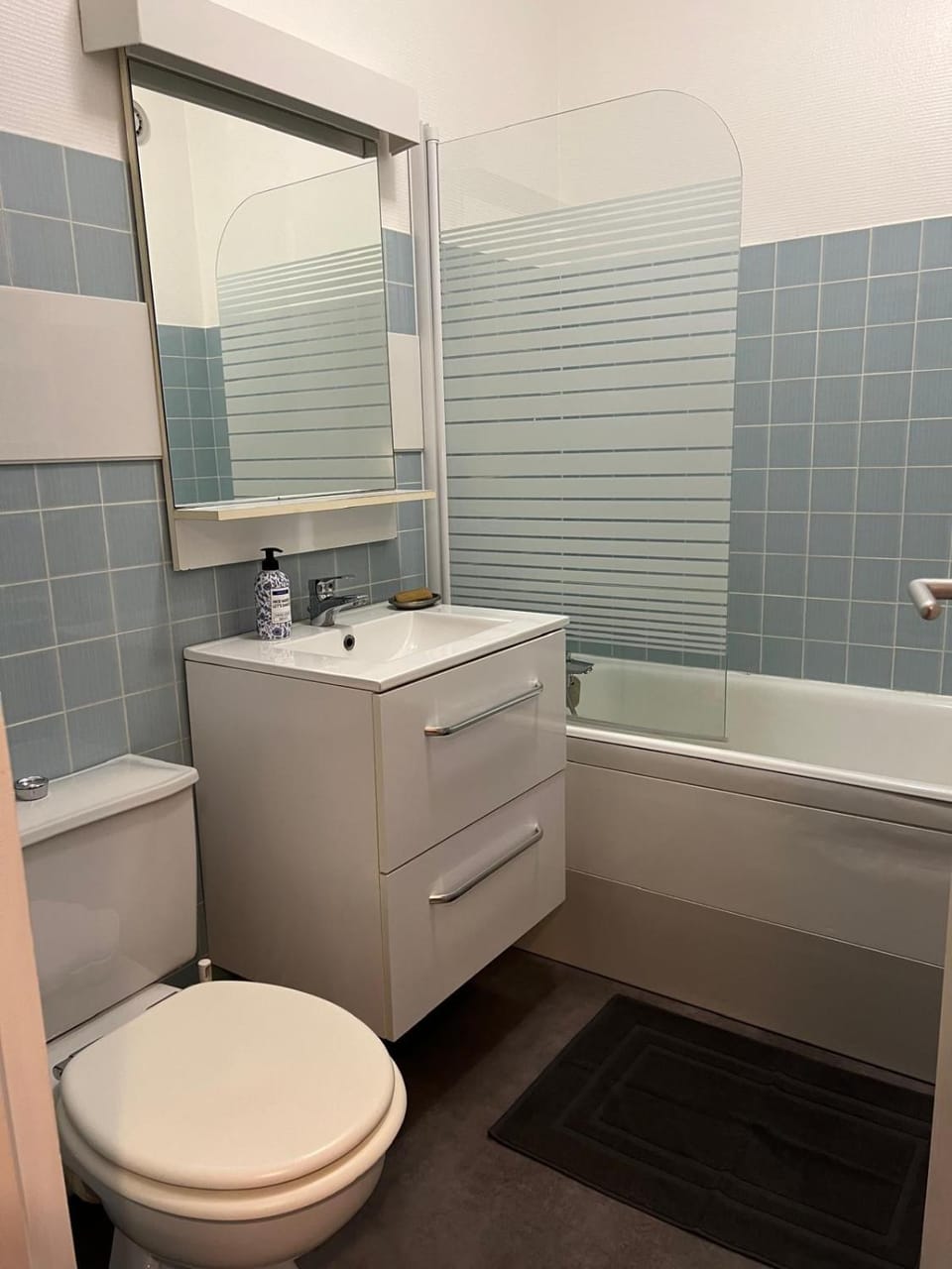 Toilet, Bathroom, Bath