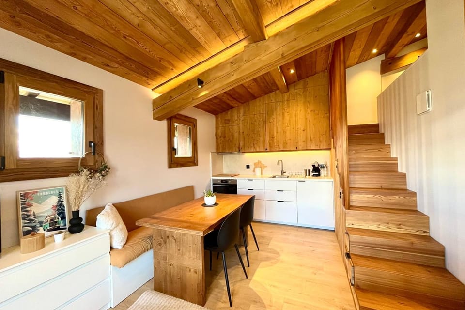 Charming studio with mountain view & balcony Apartment in Combloux