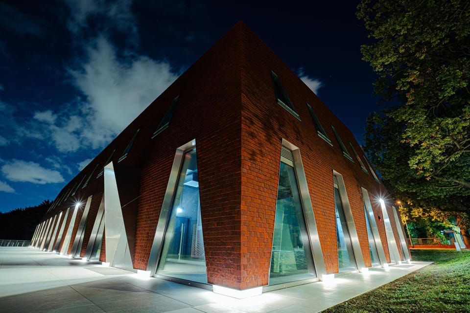 Property building, Night