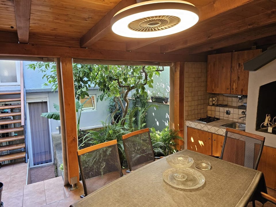 BBQ facilities, Garden, Balcony/Terrace