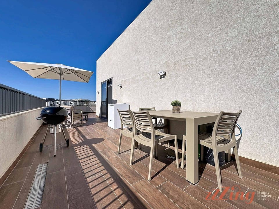 Patio, Day, View (from property/room), Balcony/Terrace, Seating area