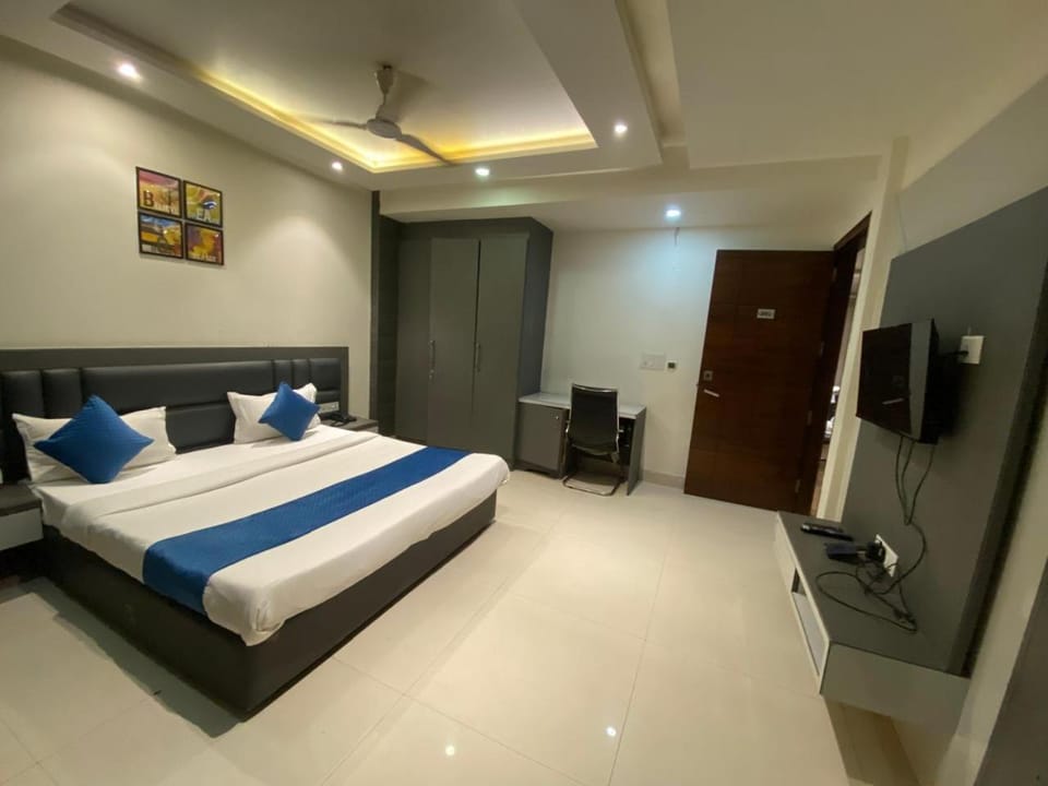 Ornate Inn Hotel in Delhi