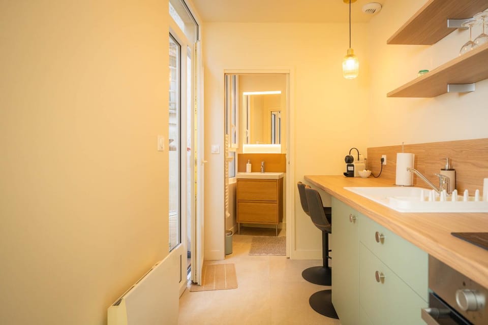 Coffee/tea facilities, Kitchen or kitchenette