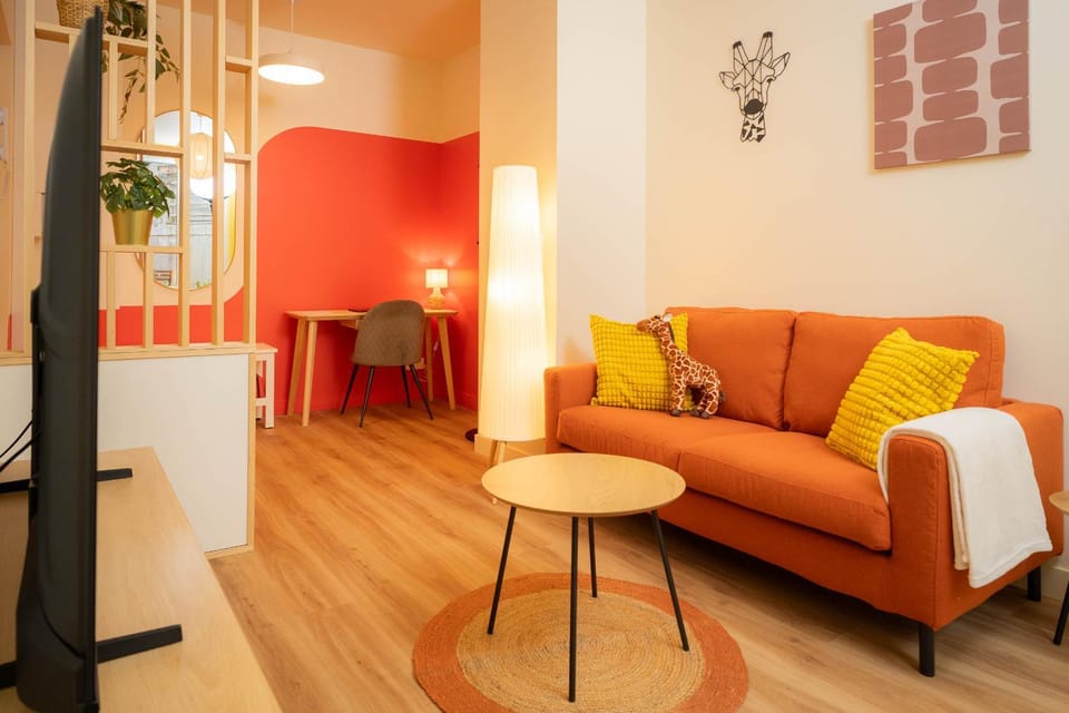 TV and multimedia, Living room, Seating area
