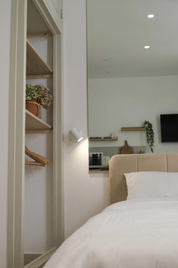 Petite fleur - Studio Vieil Antibes-Plage à 5 min Apartment in Antibes
