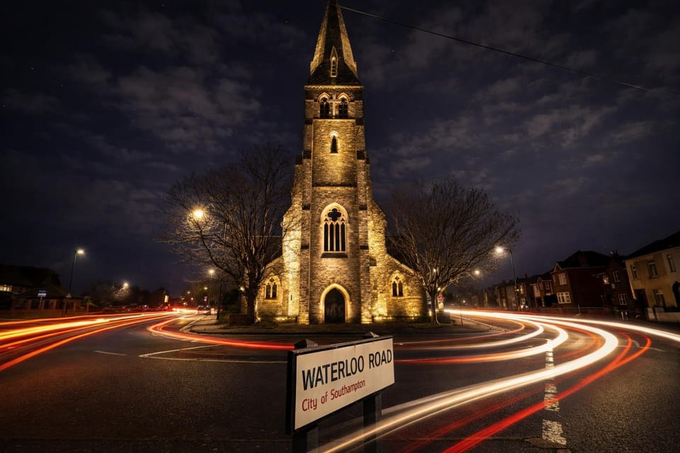 Nearby landmark, Night, Property logo or sign, Neighbourhood, City view, Landmark view, Street view, Location