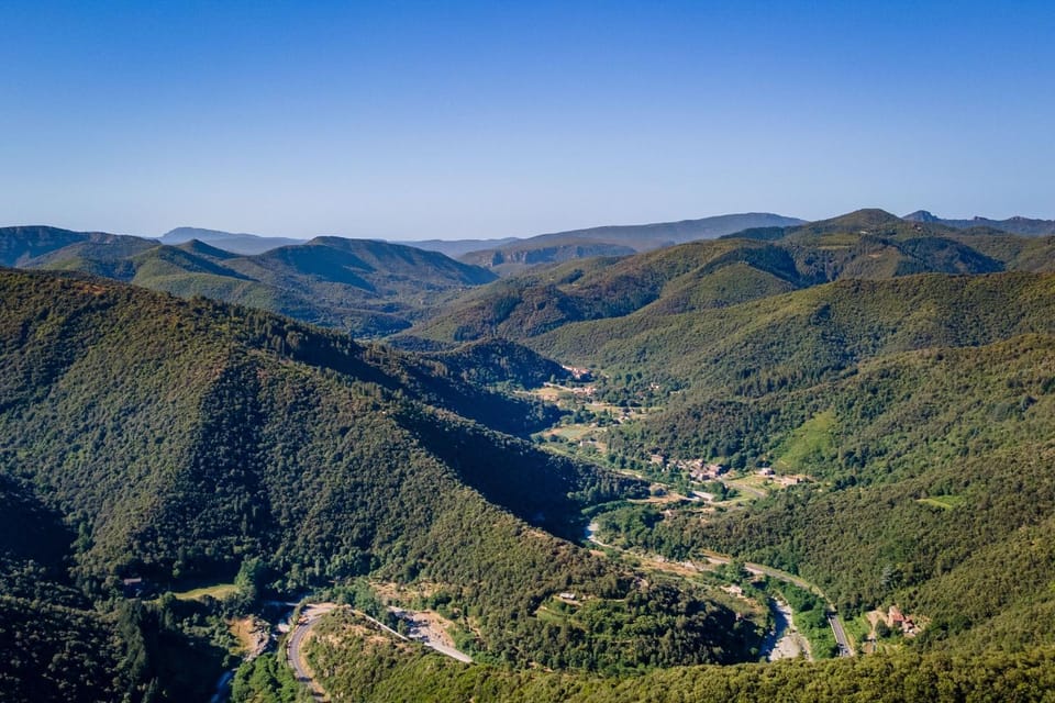 Nearby landmark, Natural landscape, Bird's eye view, Mountain view