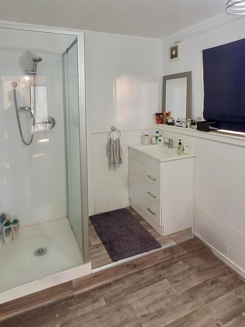 Shower, Bathroom