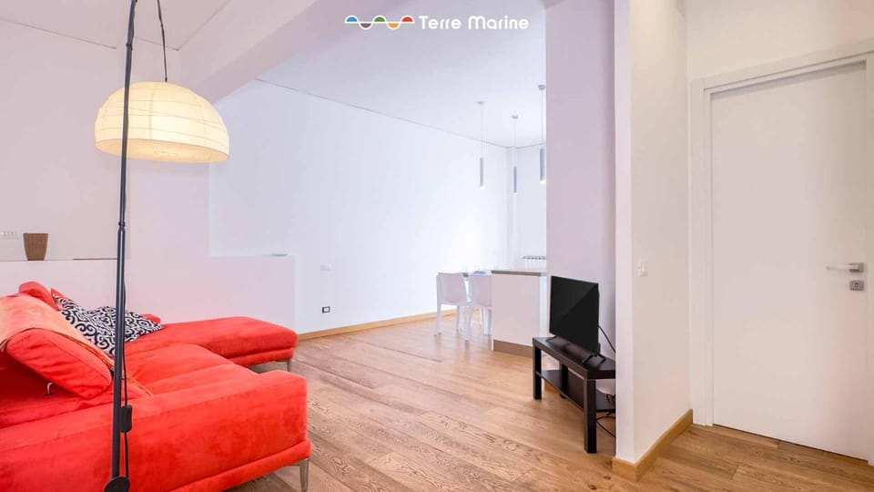 Al Kennedy, Terre Marine Apartment in La Spezia