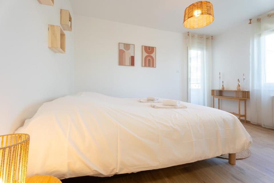Super Studio 2 pers Near Basel Wifi Terrace 35 Apartment in Saint-Louis