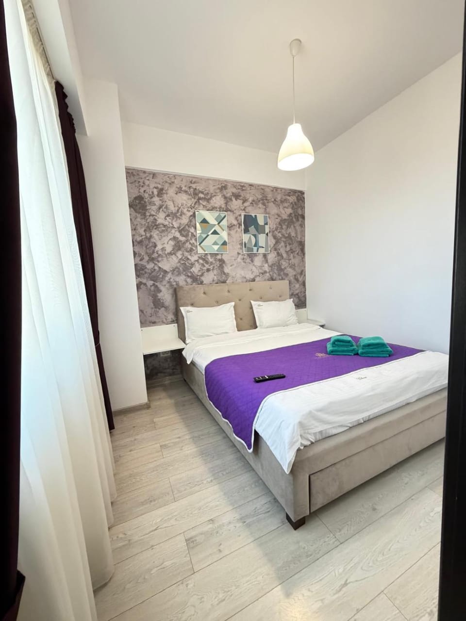 Bedroom, towels, wardrobe