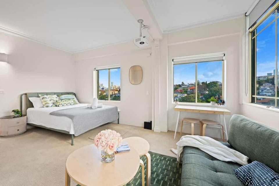 Bridgeview Waterfront Retreat in Cremorne Point Apartment in Sydney