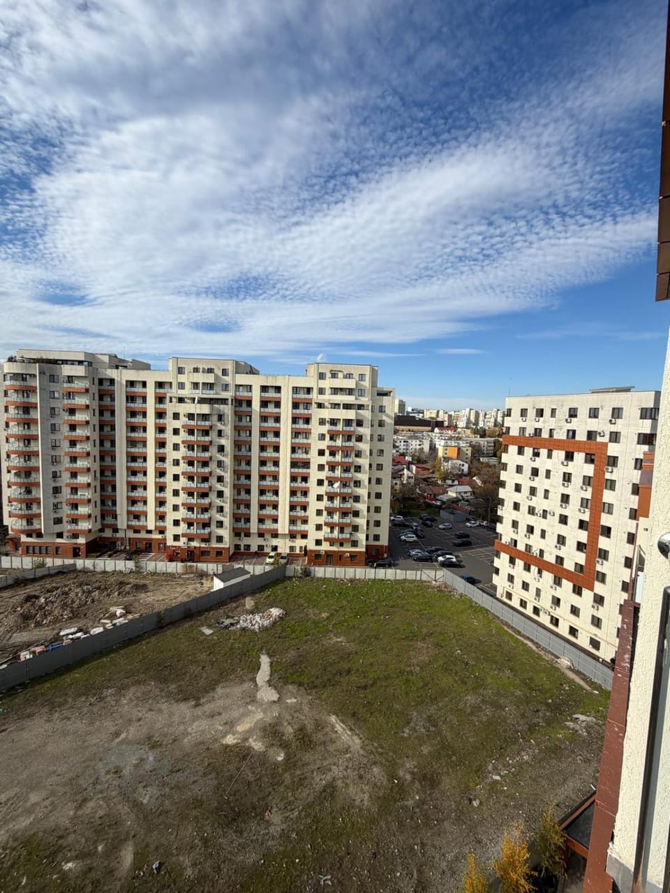 Property building, Day, City view