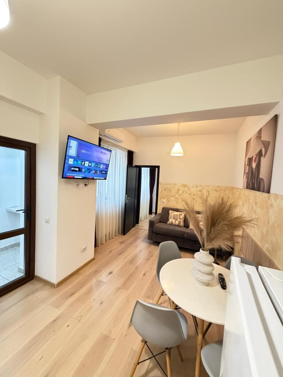 TV and multimedia, Living room, Decorative detail