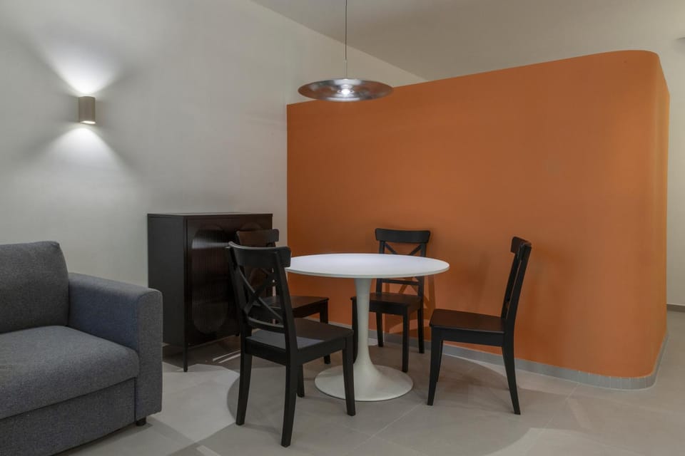 The Urban Glow Loft Apartment in Vasto