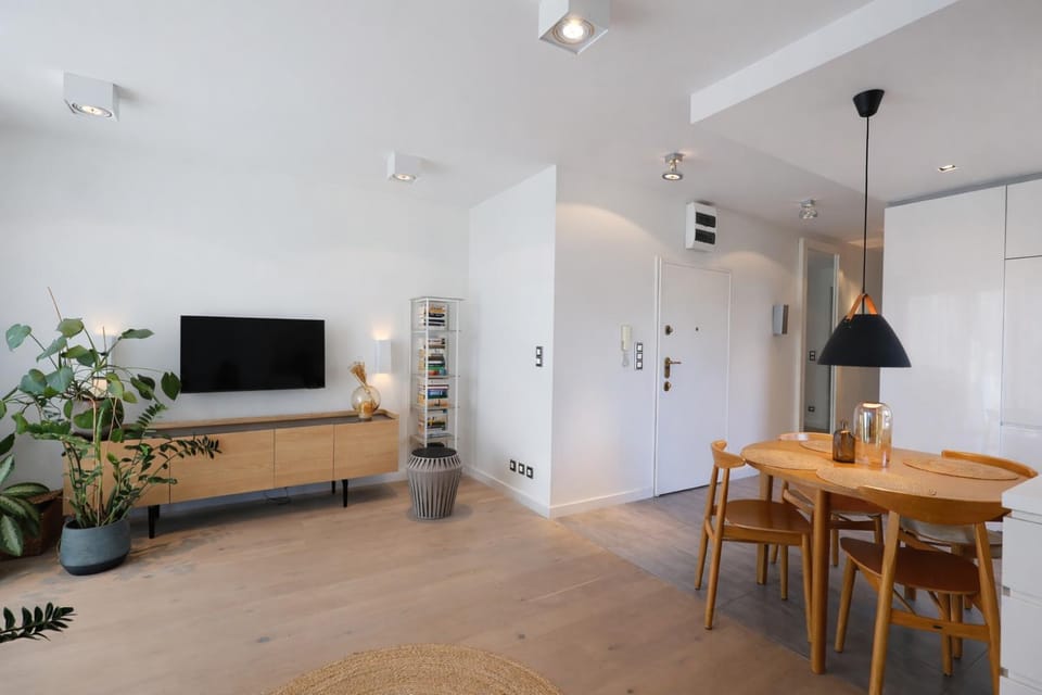 Communal lounge/ TV room, TV and multimedia, Photo of the whole room, Seating area