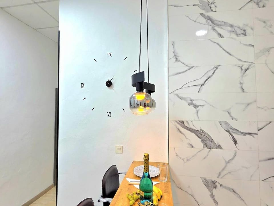 Centro Living 2 Bedroom apartment in the center of Torremolinos by NAMASTE ELITE Apartment in Torremolinos