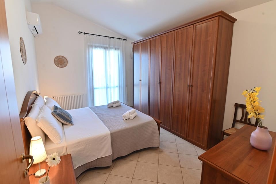 IzzHome Olive Tree Apartment in Pula