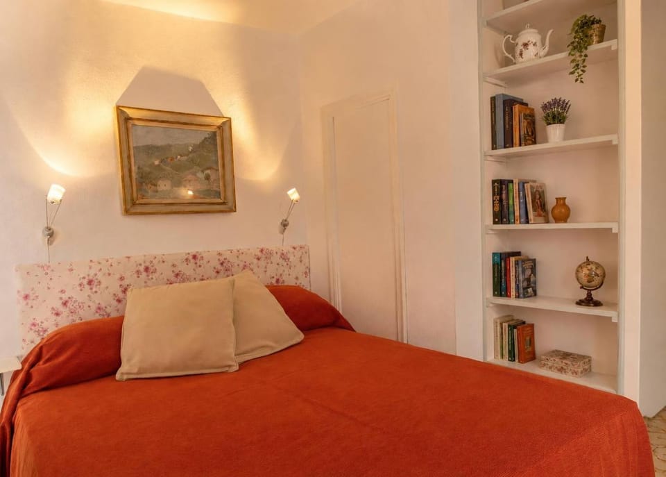 La Casa della Bouganvillea - Affitti Brevi Italia House in Imperia
