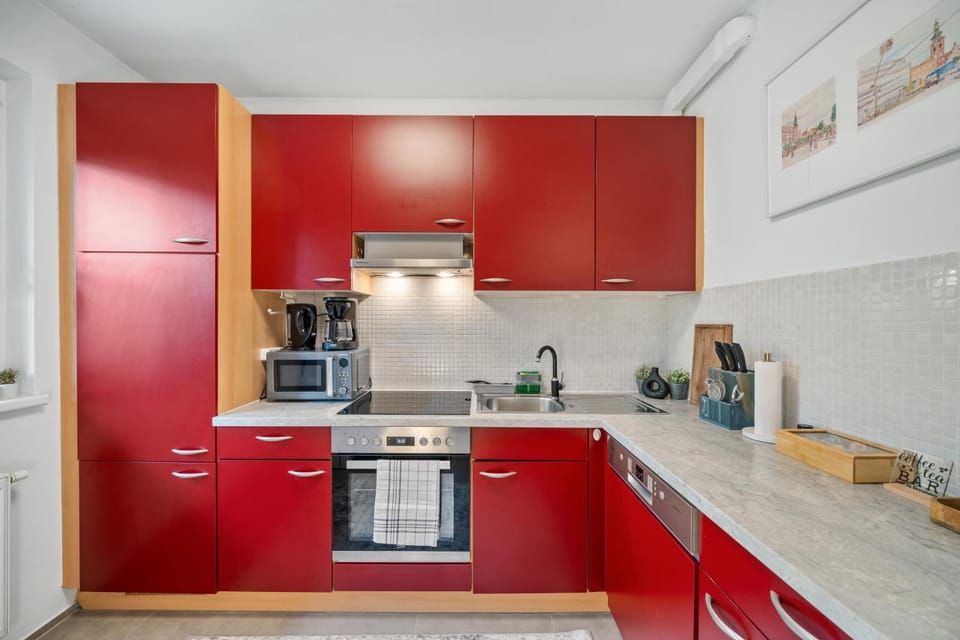 Coffee/tea facilities, View (from property/room), Kitchen or kitchenette, Food and drinks, Garden view, dishwasher, heating, microwave, oven, pet friendly, stove