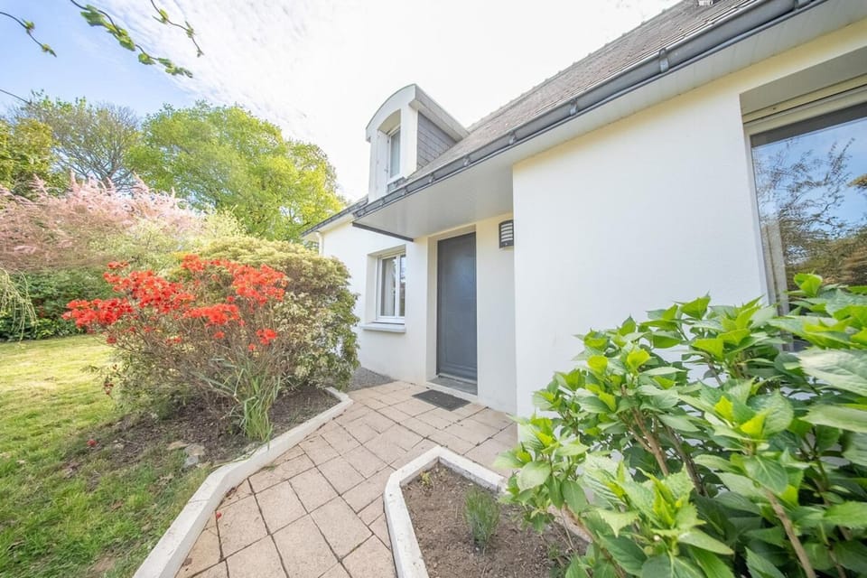 Espace et sérénité votre séjour à 10 min mer House in Guidel