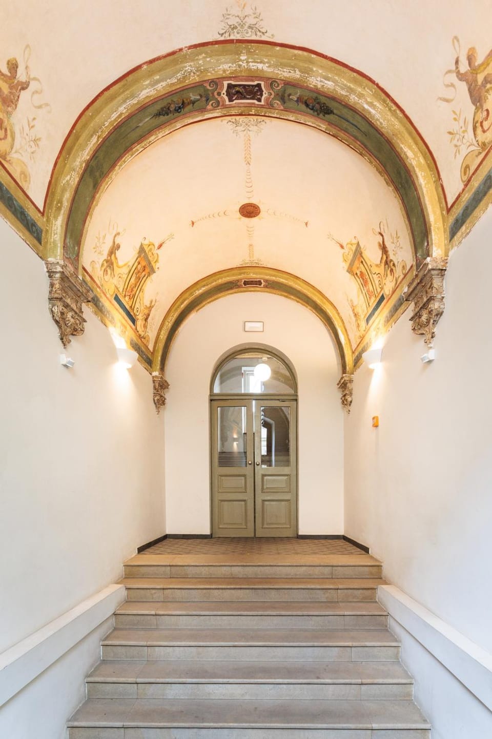Property building, Decorative detail