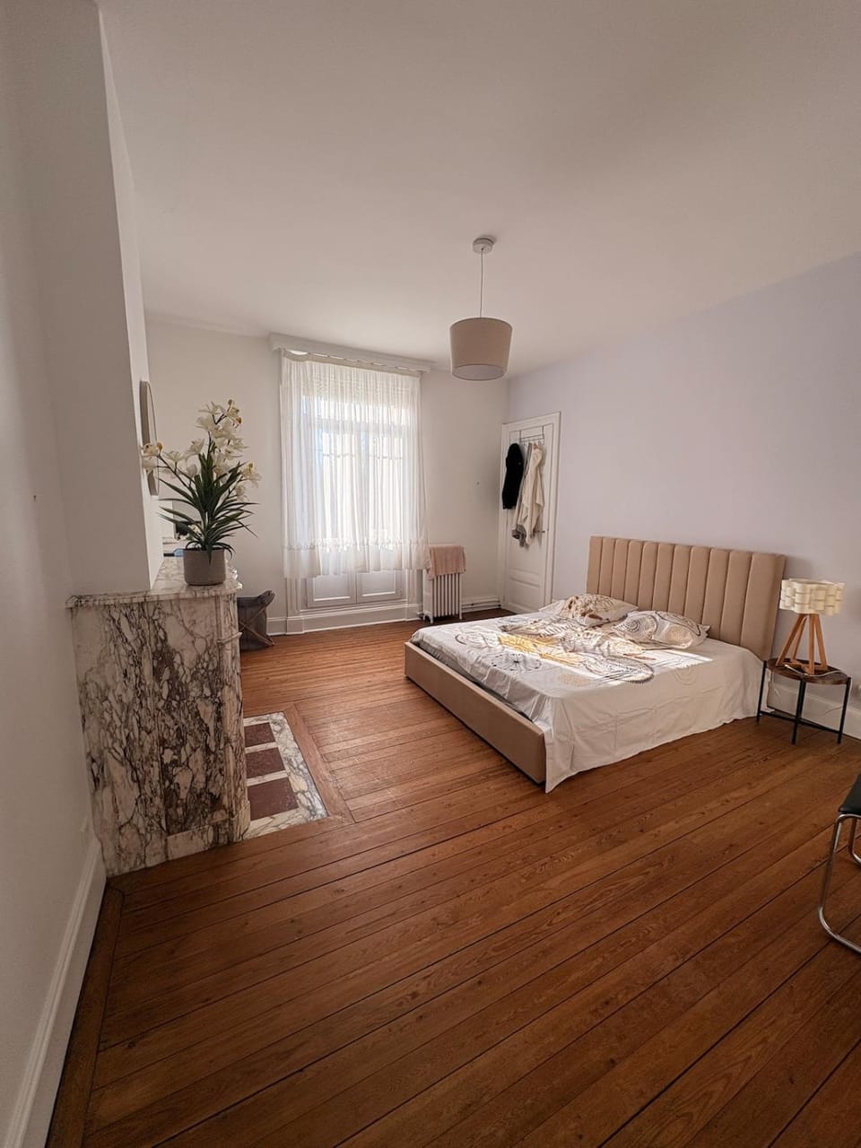 Large house - 6 bedrooms - Garden and parking Apartment in Hauts-de-France
