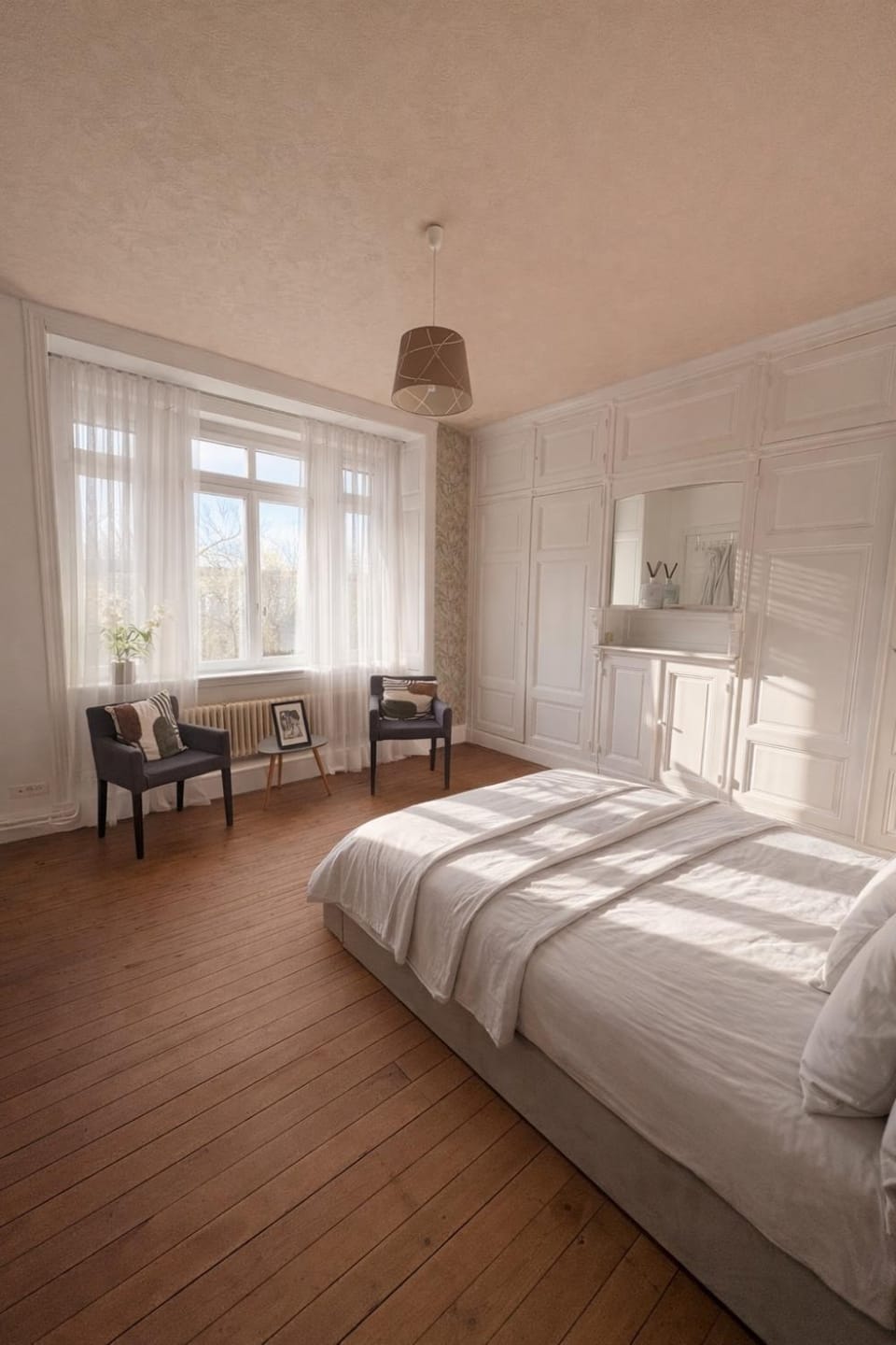 Large house - 6 bedrooms - Garden and parking Apartment in Hauts-de-France