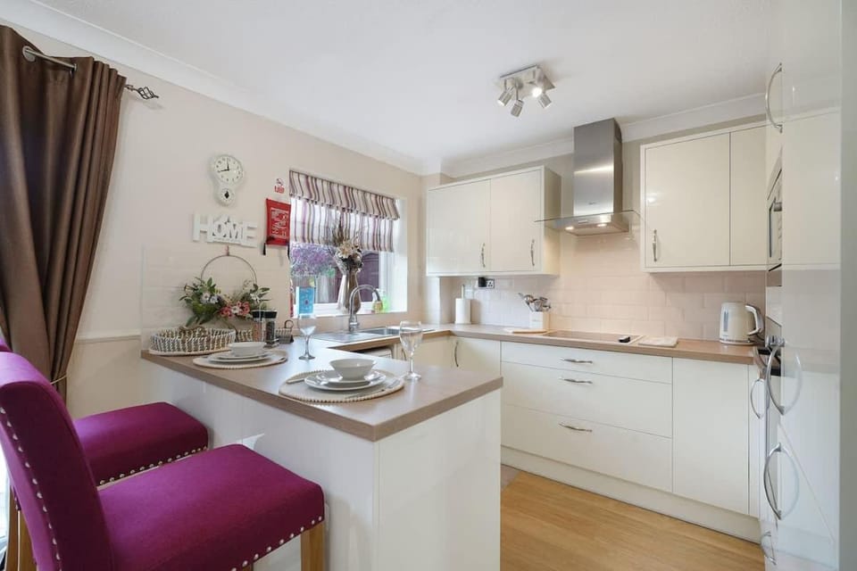 Stylish Home with Garden & BBQ in Peaceful Location House in South Cambridgeshire District