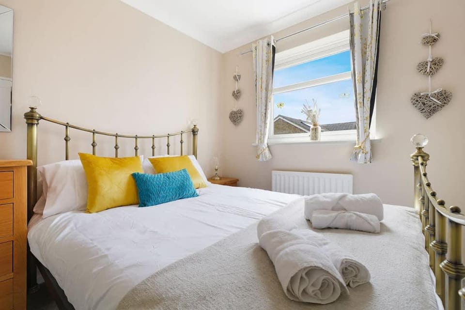 Stylish Home with Garden & BBQ in Peaceful Location House in South Cambridgeshire District