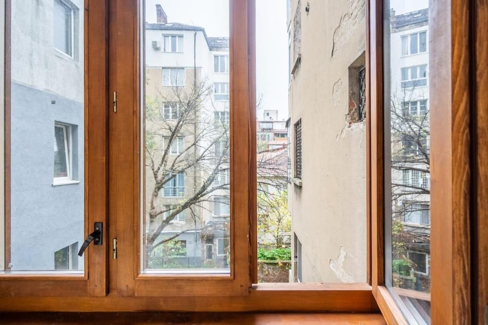 Vintage and Stylish Central 2BDRM Apt Apartment in Sofia