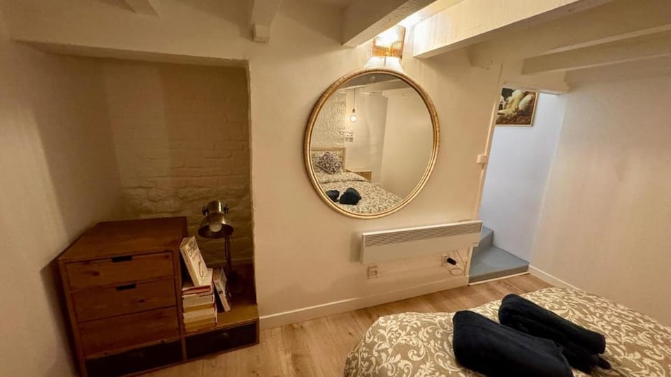 Beautiful 2-bedroom apartment, ideal for families and professionals Apartment in Île-de-France