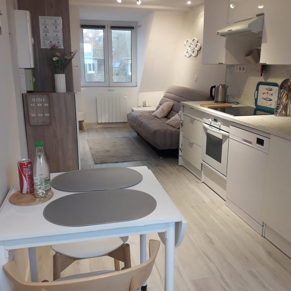 Séjournez en 3 étoiles- Apt 2 à 3 Pers- Vue mer Apartment in Le Portel
