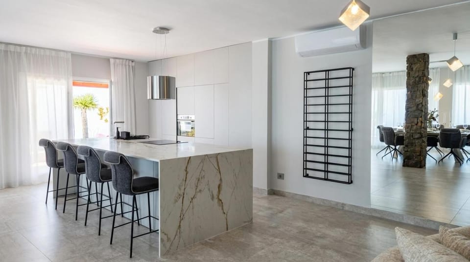 Exclusive Mountain Villa with Heated Pool & Stunning Ocean Views Villa in Canary Islands