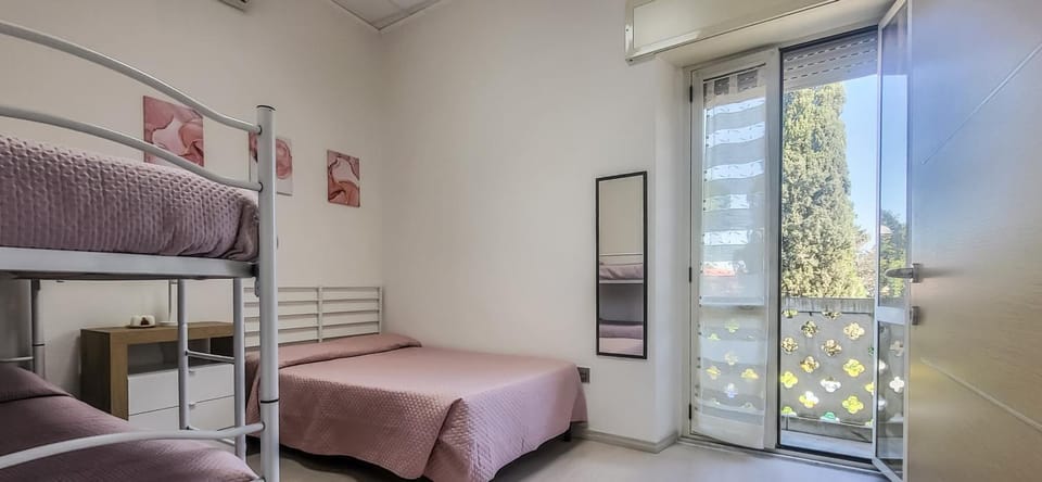 Bed, Bedroom, bunk bed